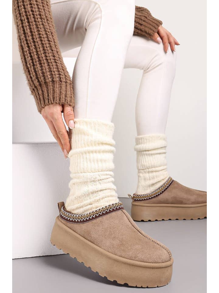 No Doubt Shoes - Wholesale Slides - Women's - Women's Faux Fur Lined Slipper Platform Sliders Aztec Mules