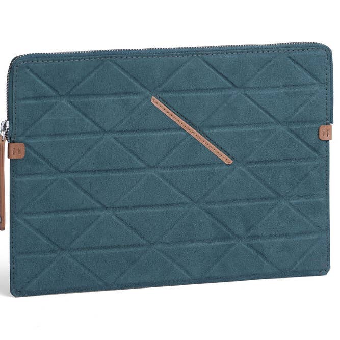 Trigon Sleeve, Large for wholesale by Taamaa