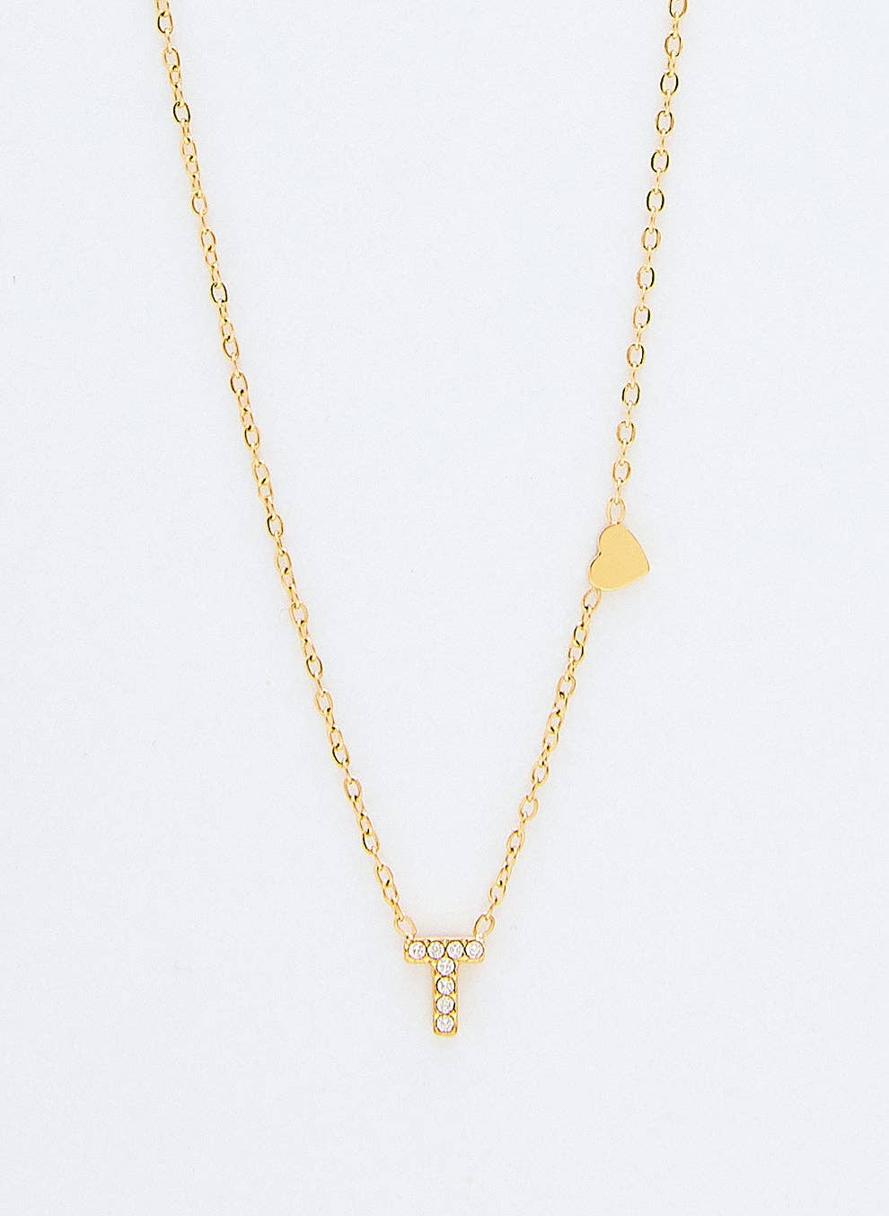 Cassette Barcelona - Vente Colliers à pendentif - Collier Initial avec Détail Cœur & Pierres de Zirconium19