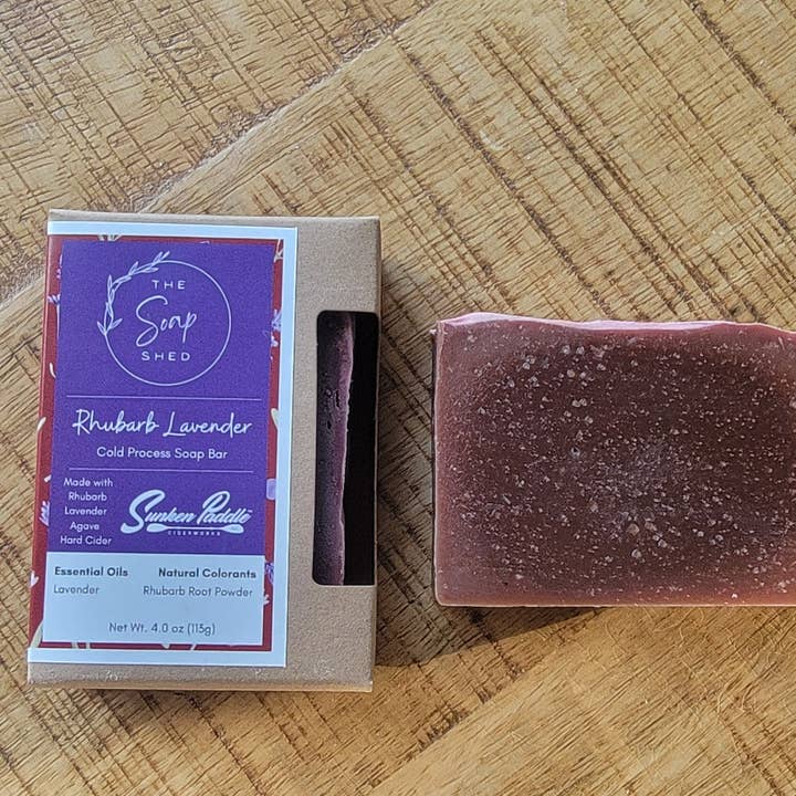 Rhubarbe Lavande pour la vente par The Soap Shed
