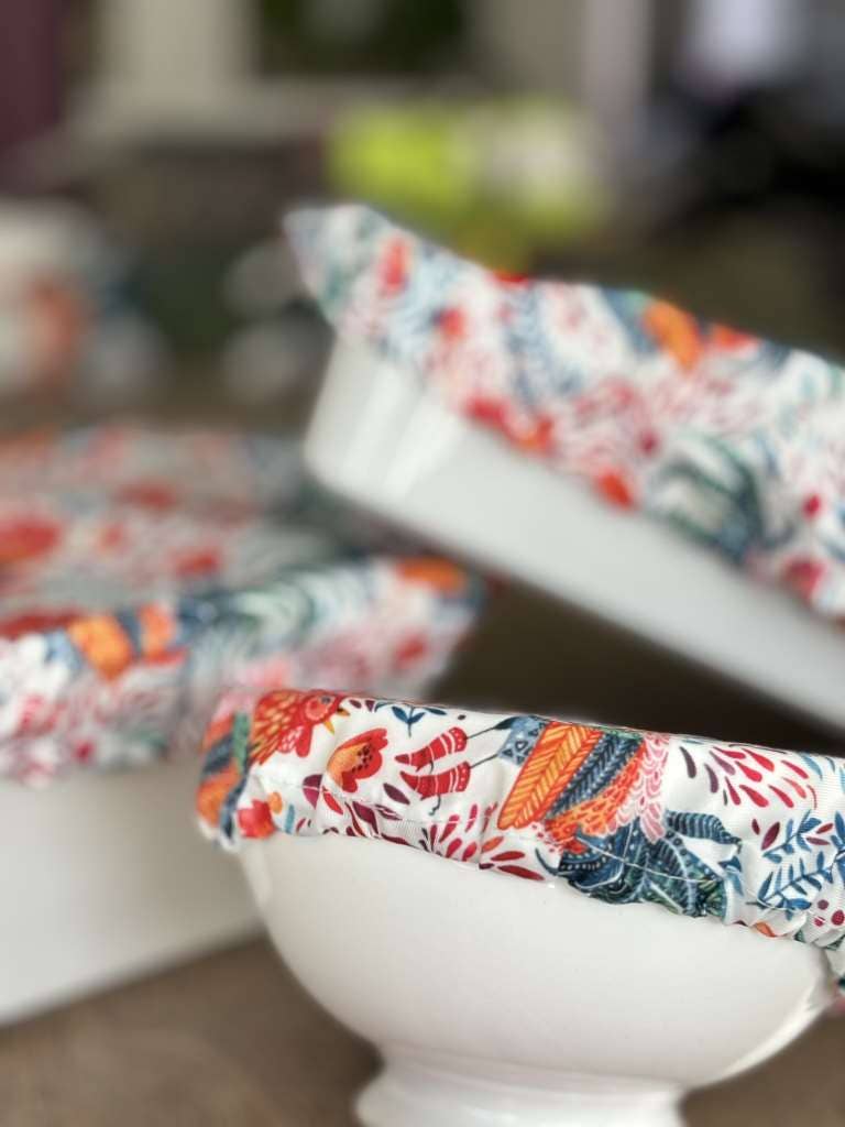 Kit Carson Accessories - Wholesale Food Storage Wrap/Bag - Dish covers - Rooster pattern- 7 to15" & 9X13 Casserole pans4