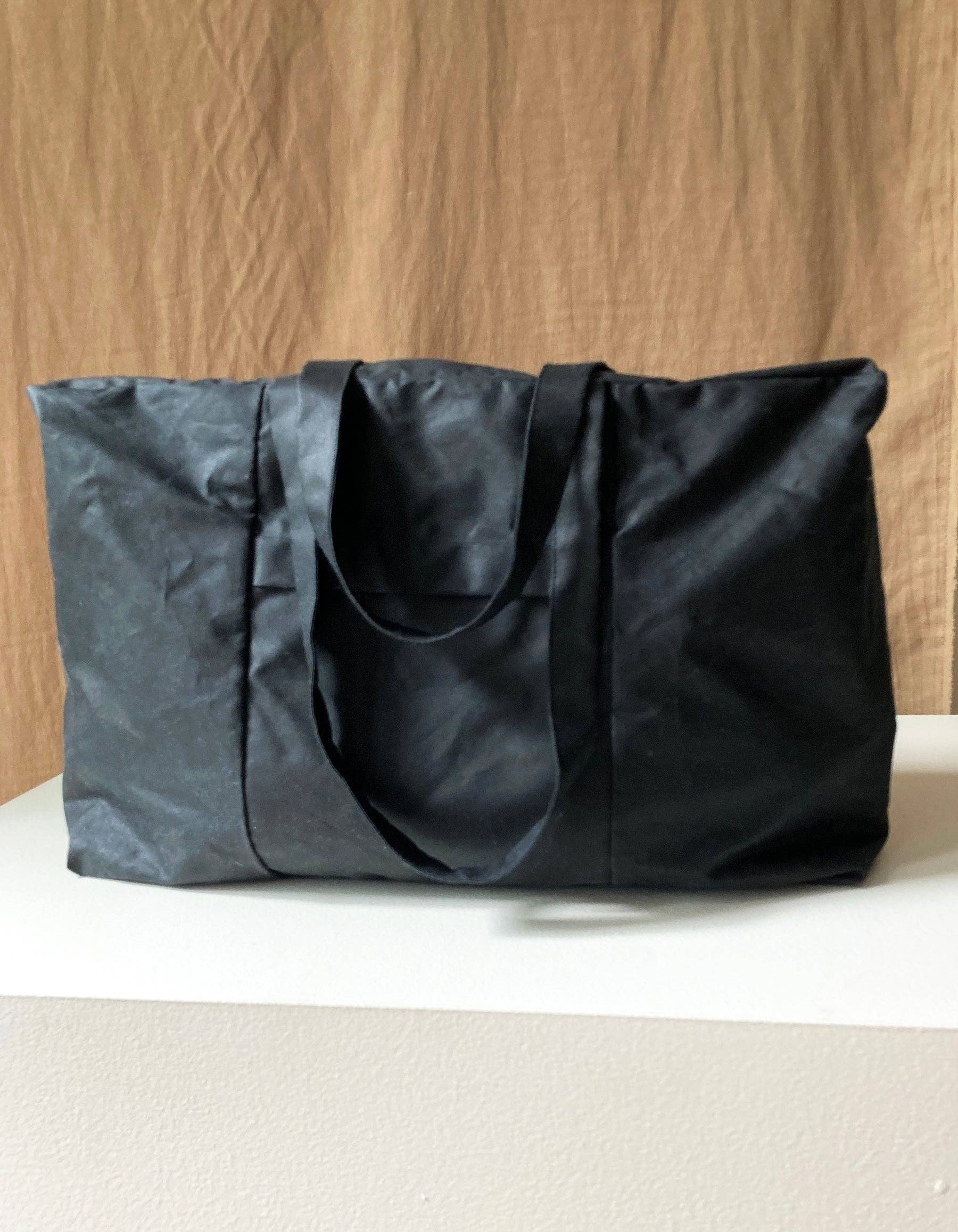 atelier b - Wholesale Messenger Bag - Unisex - Sac boîte | Box bag No6093ub, coton ciré | waxed cotton4