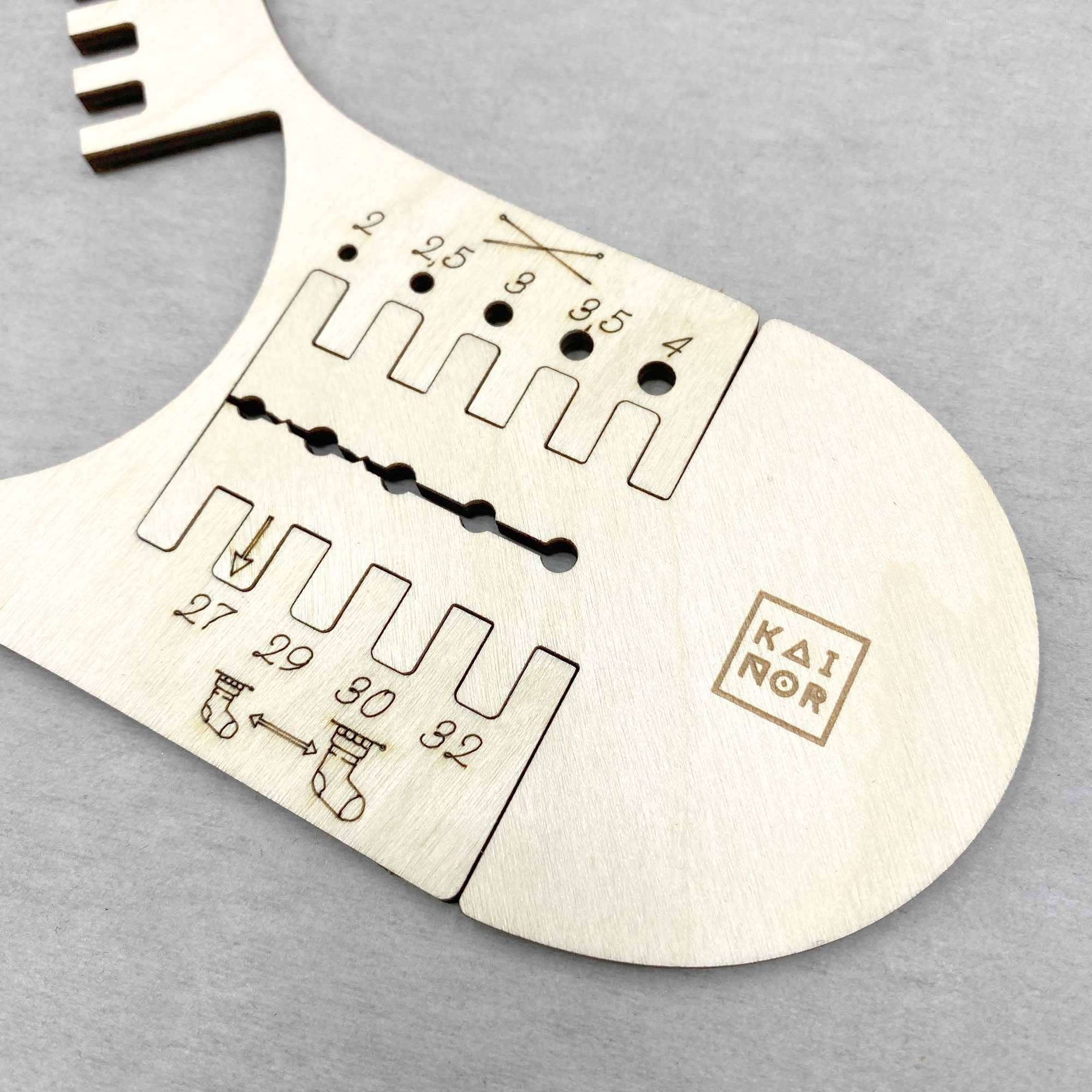 Kainor - Wholesale Knitting/Crochet Supplies - Adjustable Sock Blockers, Pair, 27-32 Eu / Child 9-13 Us1