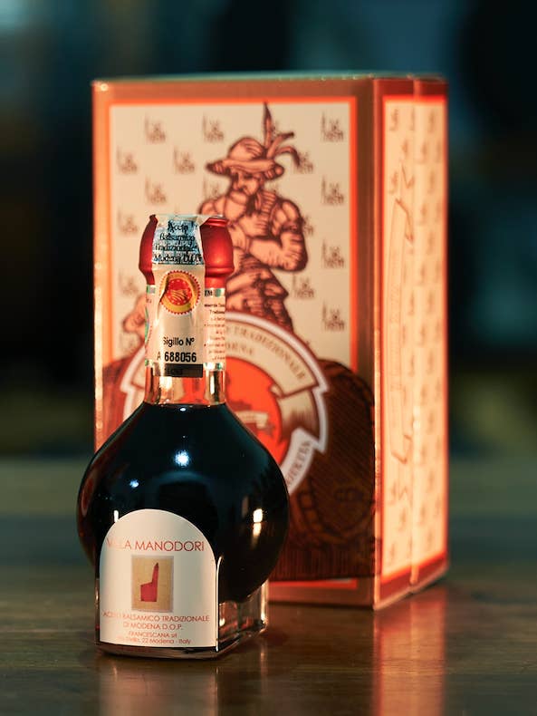 Extra Old Balsamic Vinegar DOP - 100ml for wholesale by Villa Manodori