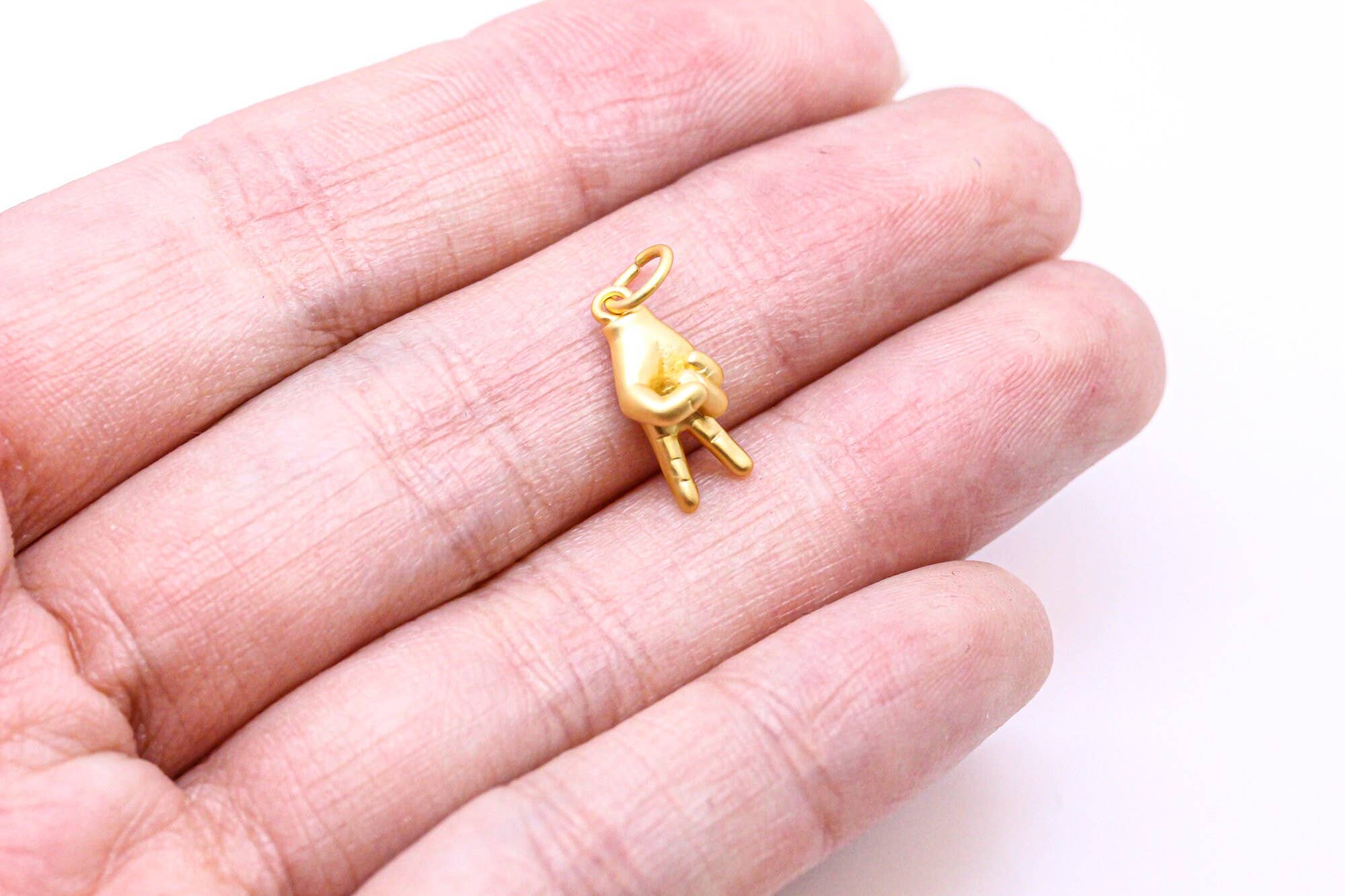 Jewel Pledge – wholesale Individuell berlock/hänge – Matt guld/silver V handtecken fredsberlock, CPG104A, CPS104B1