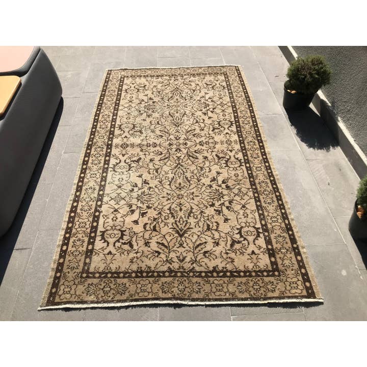 Vintage Turkish Rug 3,9x6,8 ft (120x207 cm), Beige Brown Persian Rug for wholesale by The Loom Wholesale