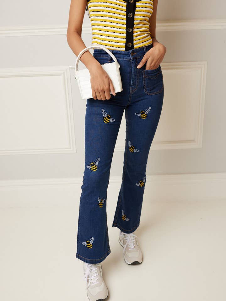 Timeless London - Wholesale Jeans – Women’s - Wide Leg Jeans with Bumblebee Embroidery (Recycled denim)