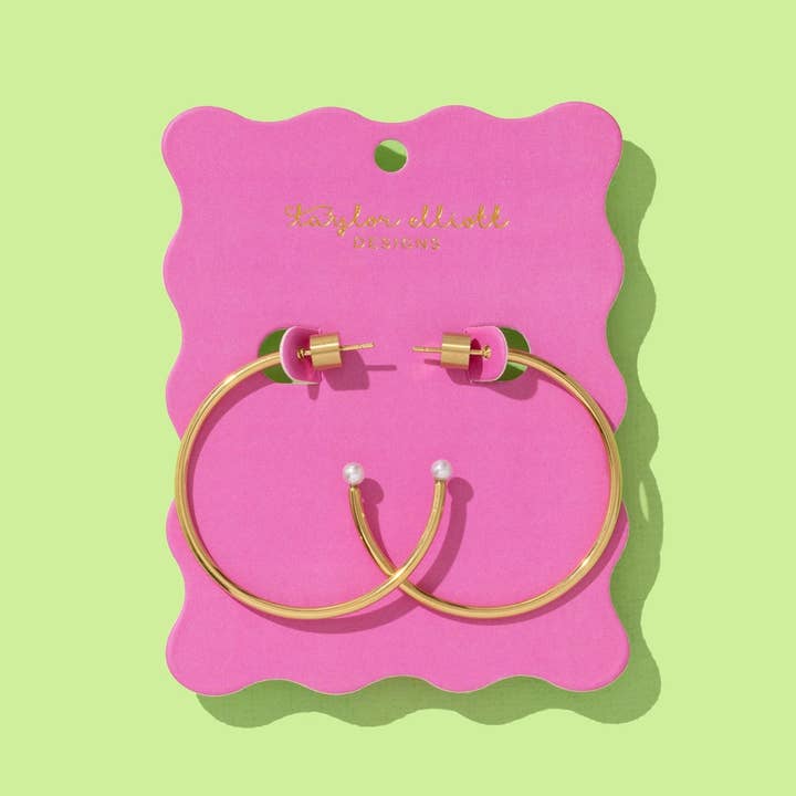 Pendientes de Aro Grande Alexis Dorados - Mín. 2 (E-52) para venta al por mayor de Taylor Elliott Designs