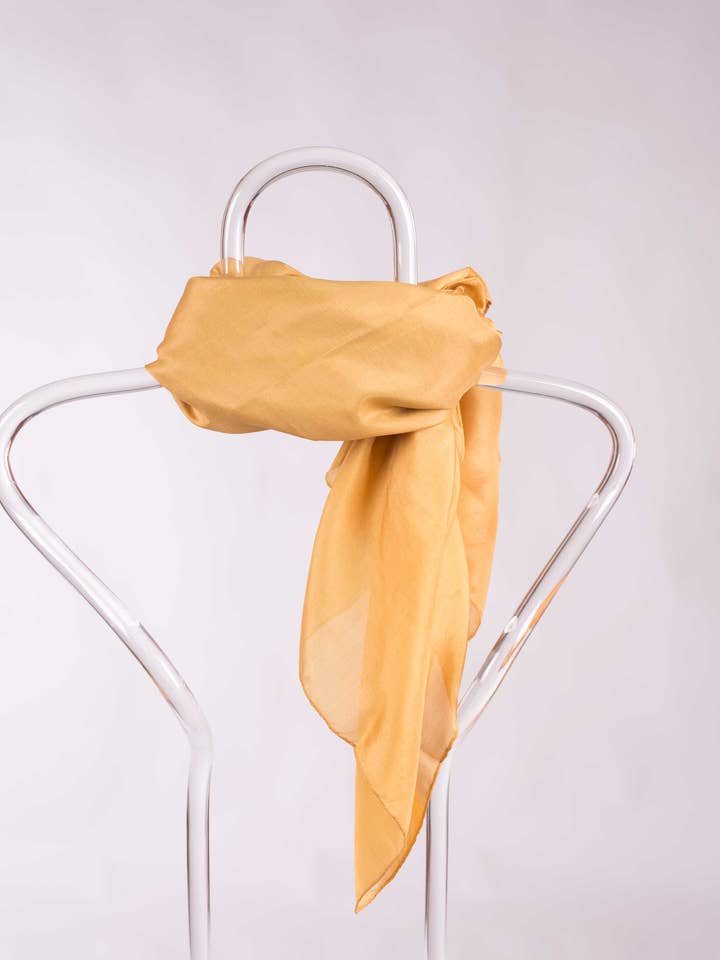 Quadratisches Pongee-Seidentuch 90 x 90 cm für den Großhandel von MR Complements