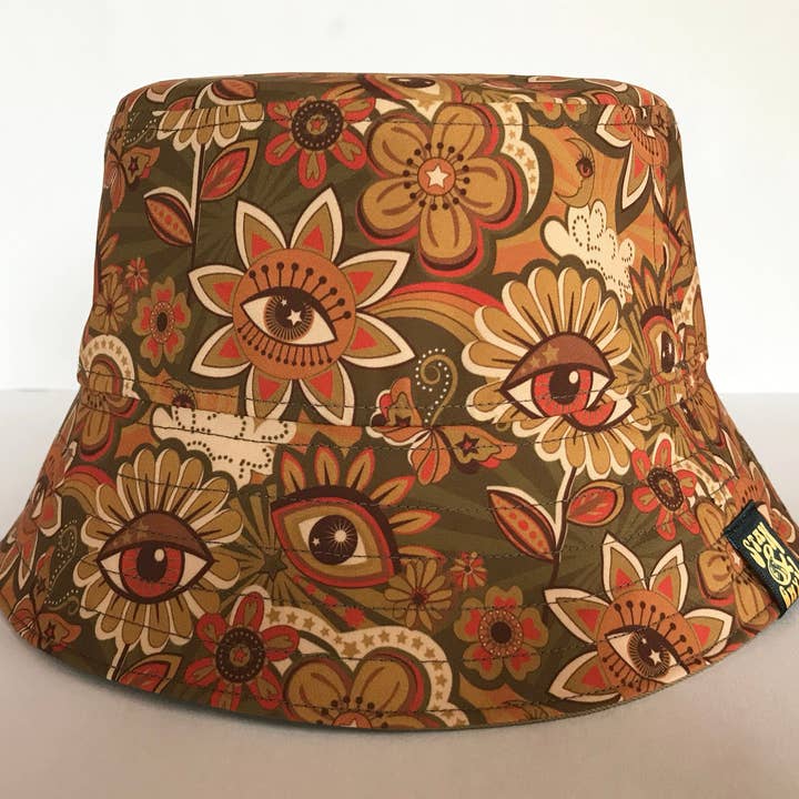 Chapeau à fleurs vintage, chapeau seau doré pour la vente par Stan and Gwyn