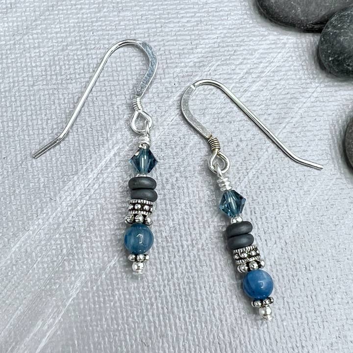 Boucles d'oreilles Rainstorm Drop pour la vente par Oreb Lram Fine Casual Jewelry