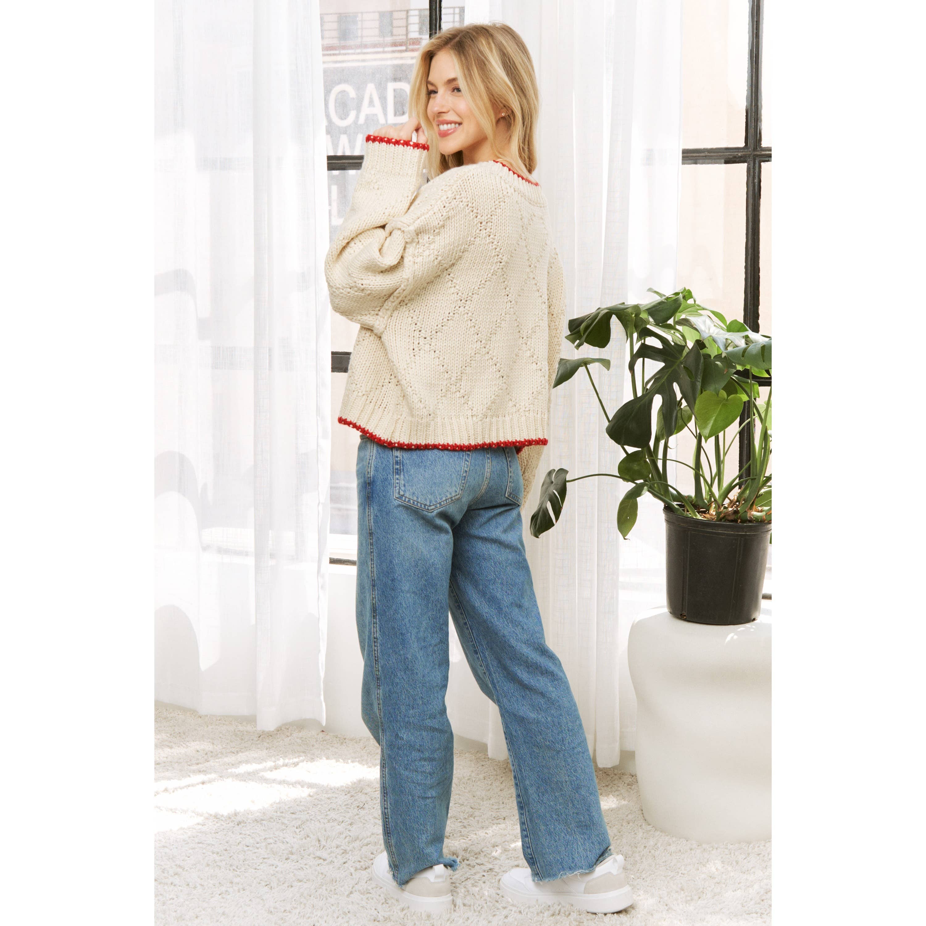 Sweet Generis – Großhandel Strickpullover – Damen – Strickpullover mit Fisch-Jacquard und speziellen Nähten9