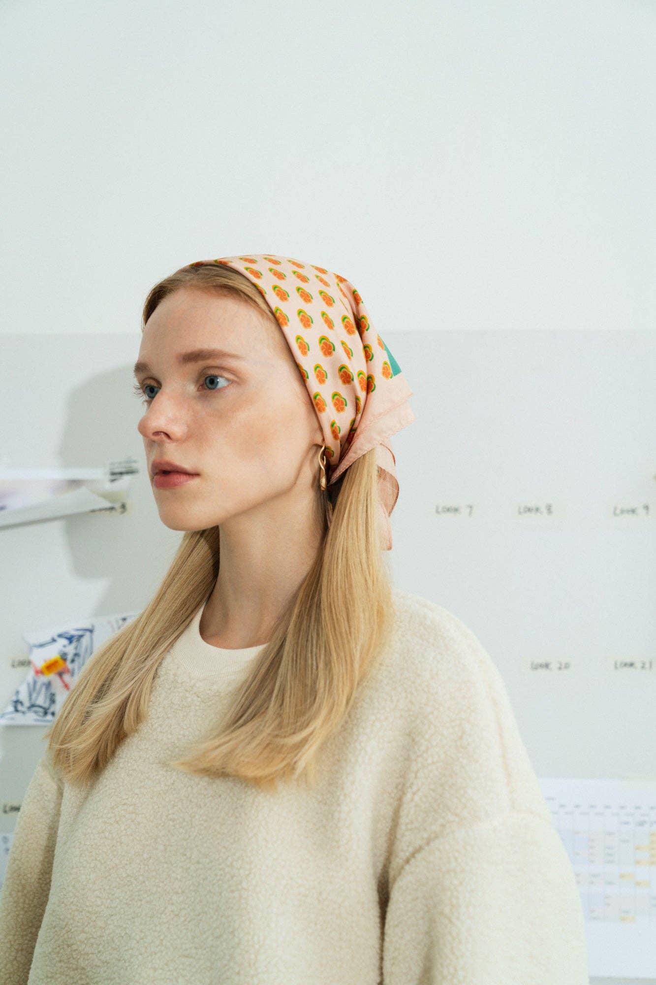 orange „Pandita hunden“ Silke Bandana - Orange for engroshandel på Faire4