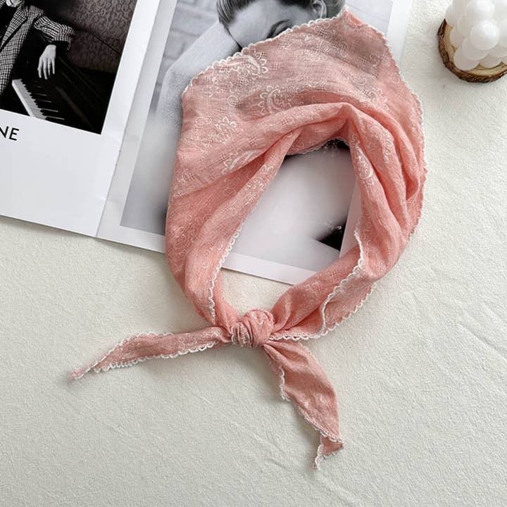 Funkyrel® Atzbranding Limited - Wholesale Scarf - Women's - Scarvii - Paisley Print Triangle Scarf with Lace Edge