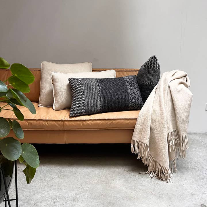 Abbey white structure recycled wool throw for wholesale by Malagoon