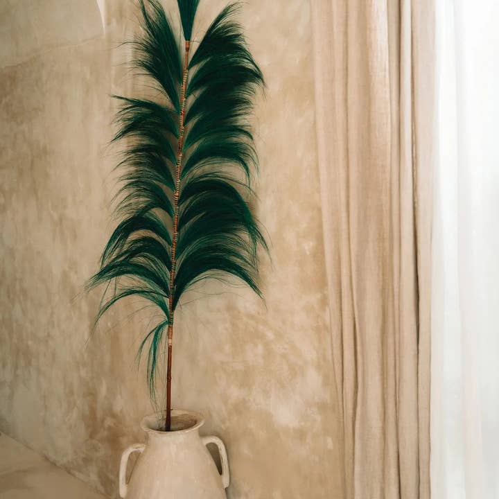 Bazar Bizar Living - Wholesale Dried/Pressed Flowers - The Stunning Leaf - Emerald Green - Set of 63