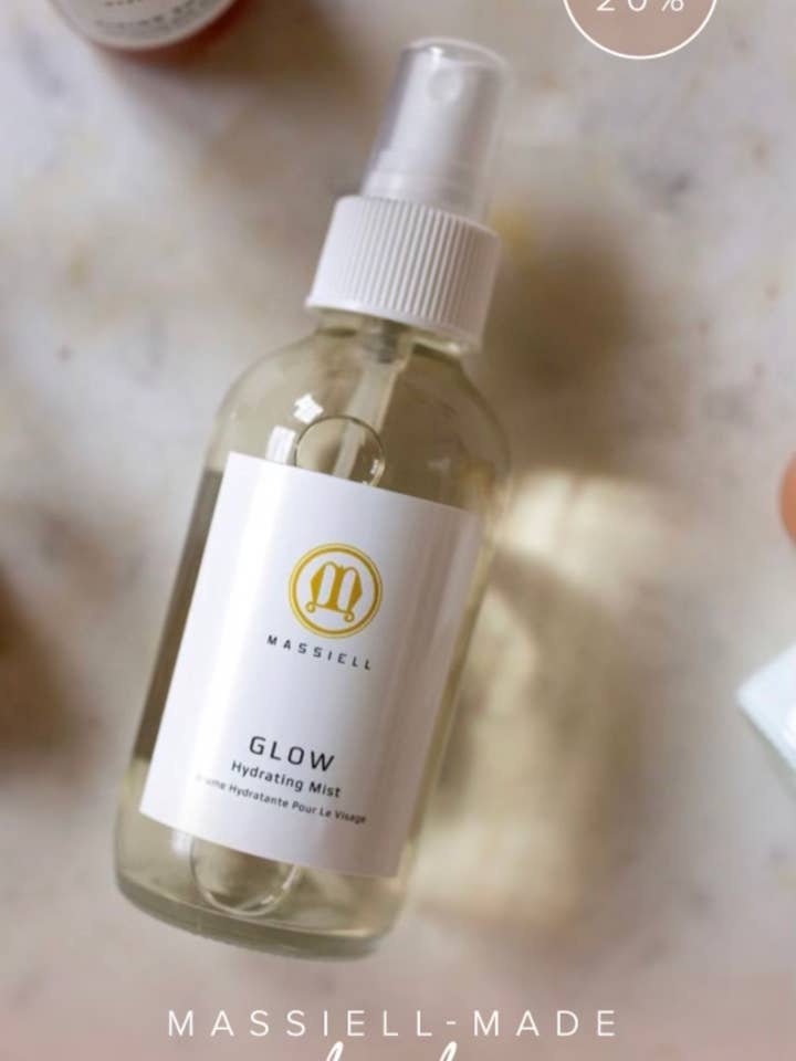 Brume hydratante Glow pour la vente par Massiell