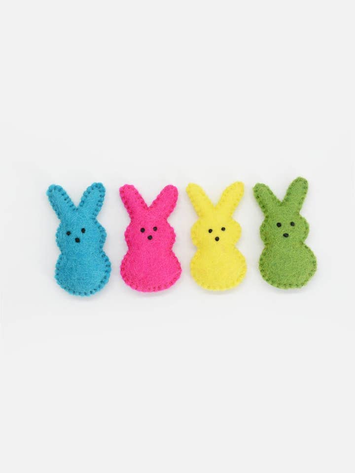Jouets Lapin en Feutre Multicolores - Jouets Doux et Sûrs, pour la vente par Woollyfelt