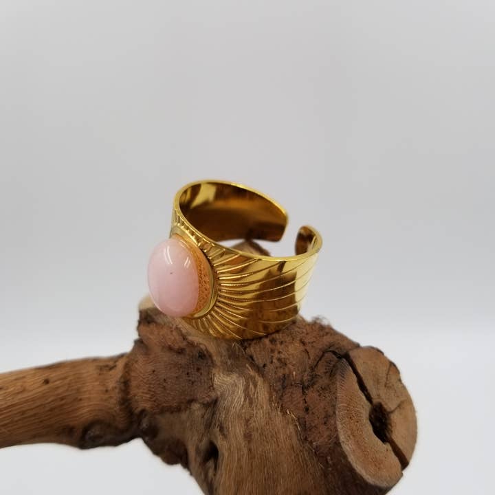 CHAKRA JEWELRY - Wholesale Cocktail/Statement Ring - Vintage Gold Oval Natural Stone Ring