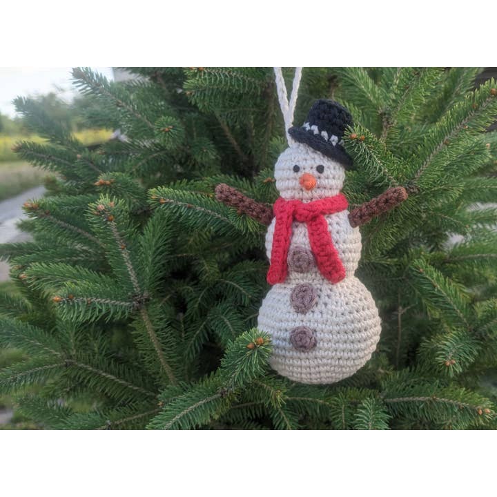 Crochet Cute Snowman, Amigurumi Chrismast, Handmade Toy for wholesale by TOMOPOD LLC