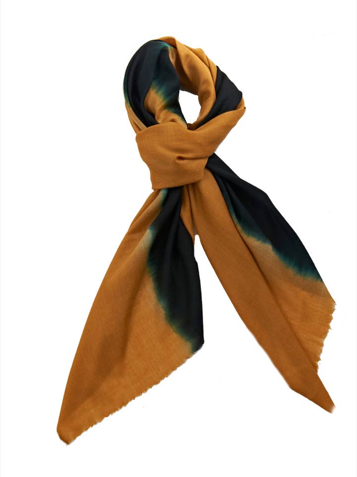 Dip Dye orange et noir pour la vente par Tina Sparkle