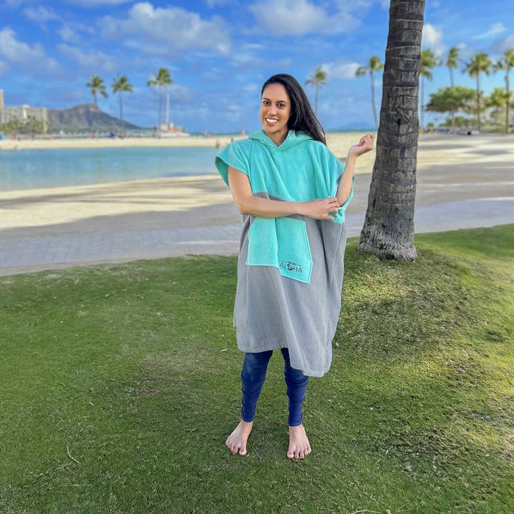 REMOVED BRAND - Wholesale Poncho - Unisex - Terry Velour Surf Poncho (Turquoise/Gray)4