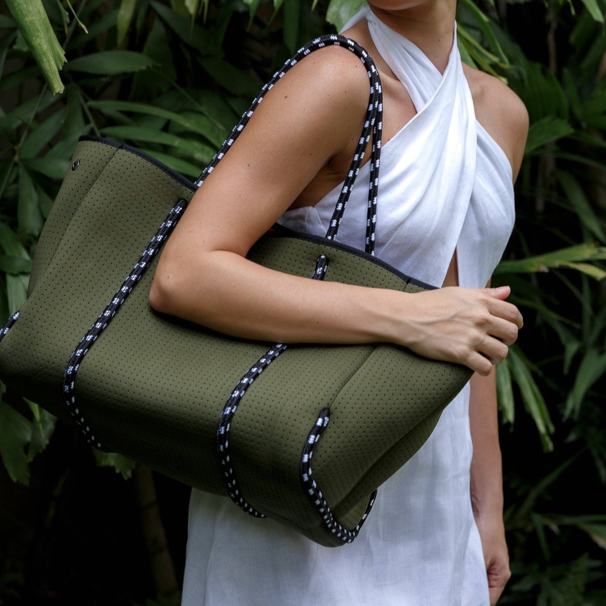 Pop Ups Brand - Vendita all'ingrosso Borsa tote - Donna - BORSA GRANDE IN NEOPRENE VERDE SAFARI7