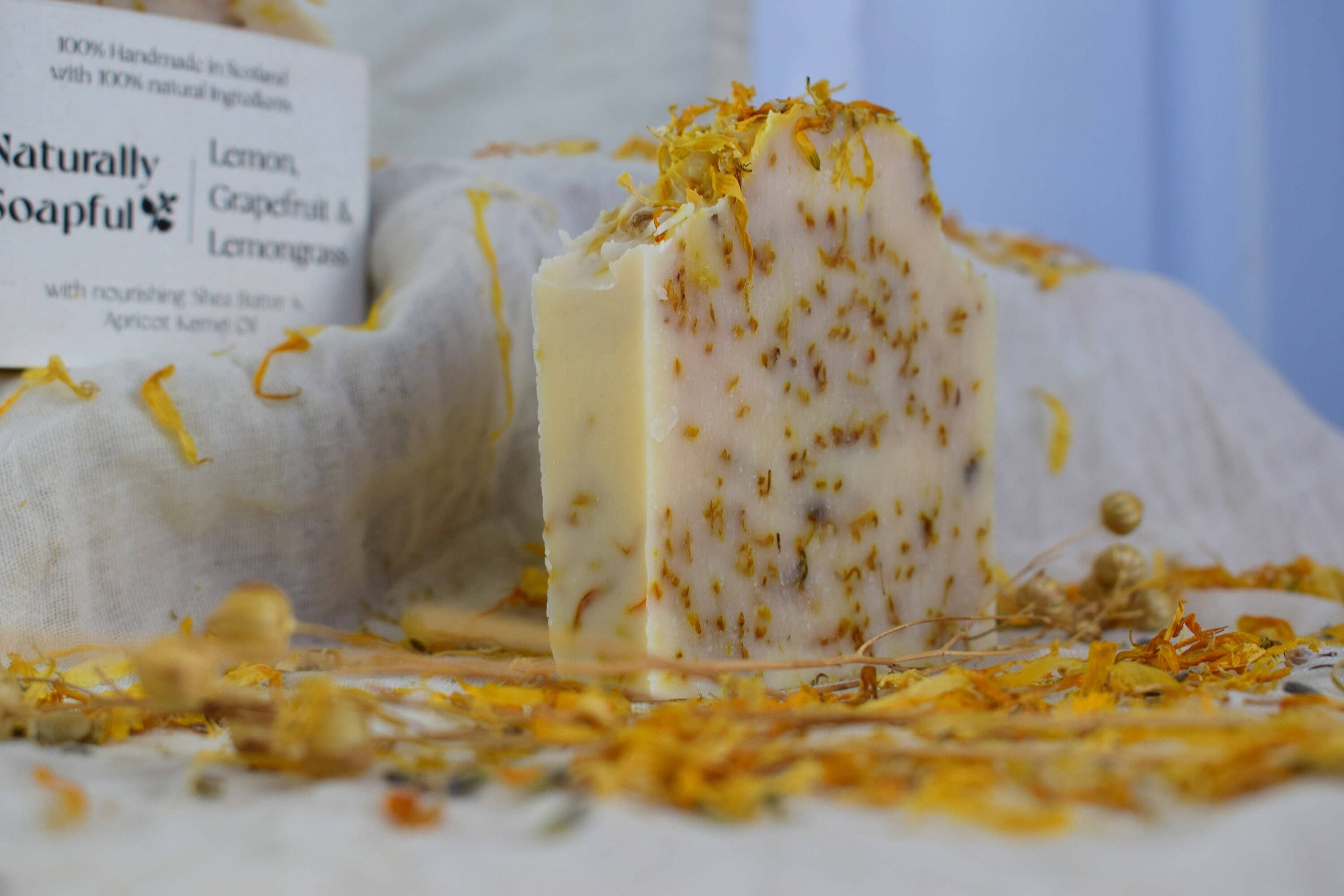 Naturally Soapful – wholesale Bar Soap – Lemon, Grapefruit & Lemongrass 100% Natural Soap Bar3