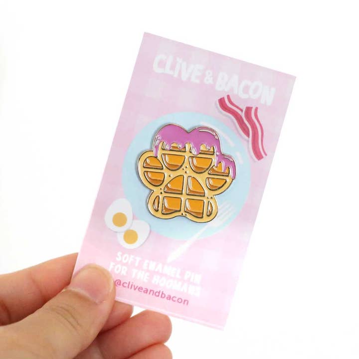 Dog Pfote Waffel Emaille Pin für den Großhandel von Clive and Bacon, LLC