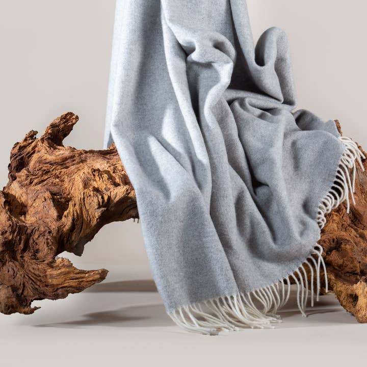 MoST - Wholesale Throw blanket - Merino/cashmere Throw Blanket MILANO - light grey4