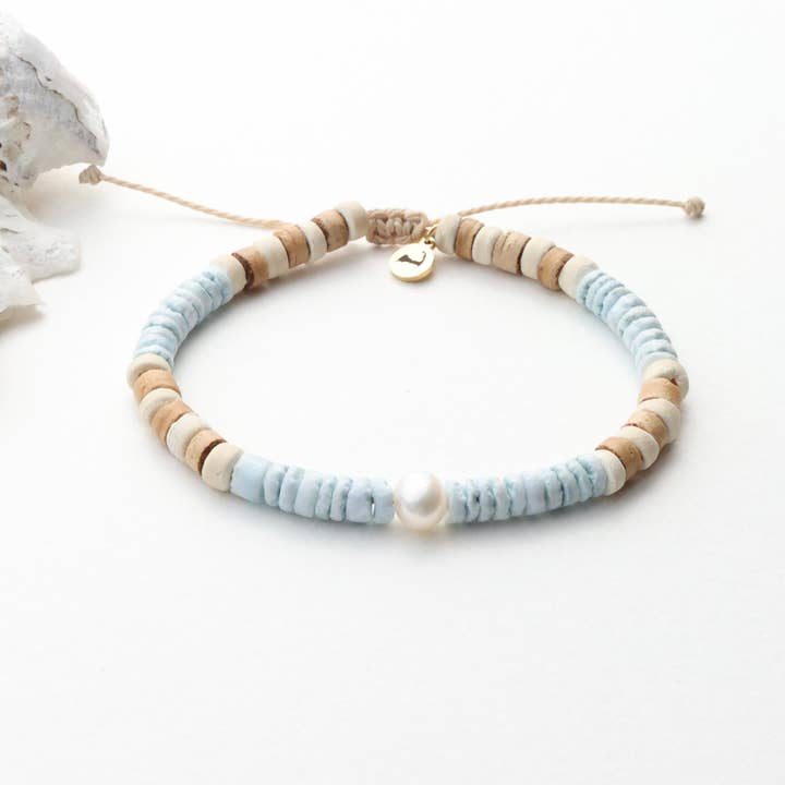 Ala Moana drivtømmer perle og puka armbånd for engroshandel hos Cape Cod Chokers