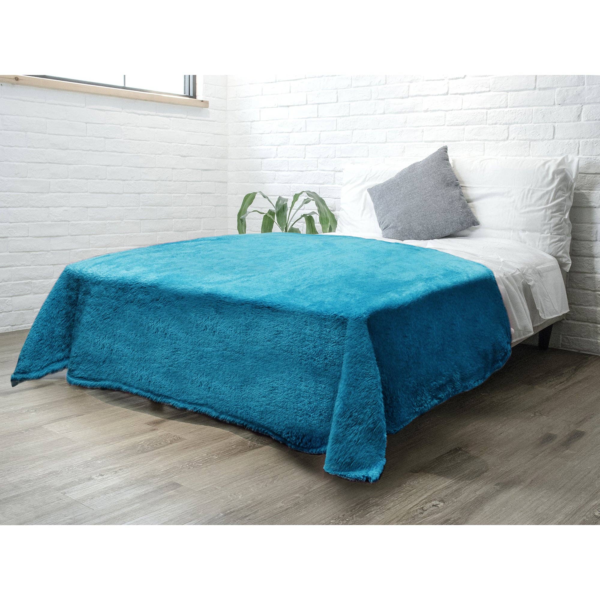 Pavilia - Wholesale Throw Blanket - Plush Shaggy Sherpa Blanket30