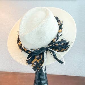 Women Beach Hat with Floral Printed Ribbon