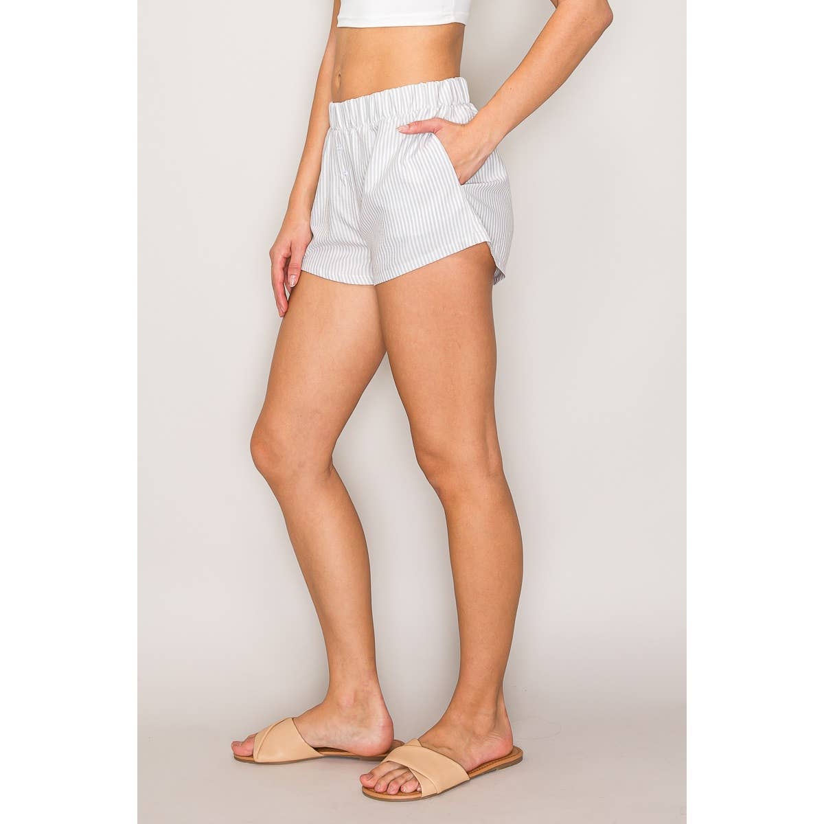 Popular 21 - Wholesale Shorts - Women's - Low Rise Boxer Shorts with Buttons at Front1