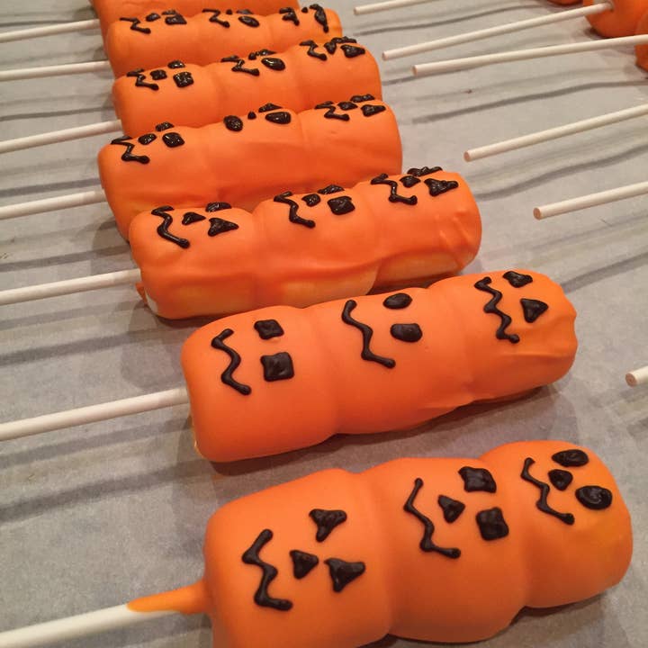 Chocolates Unlimited by Denise - Wholesale Lollipop - Pumpkin Marshmallow Lollipops