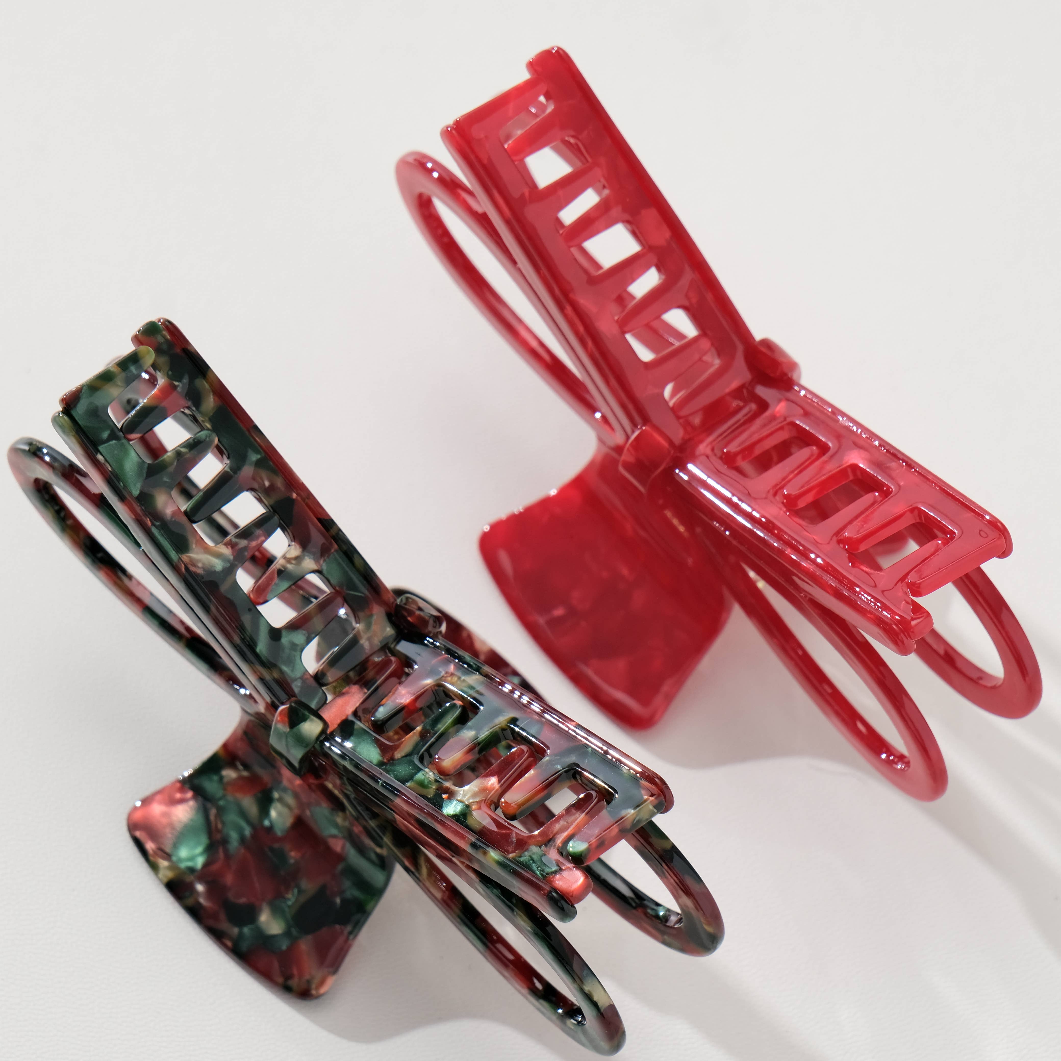 Assorted Remi Vintage Holiday | Wide Bow Claw Clip for wholesale on Faire3