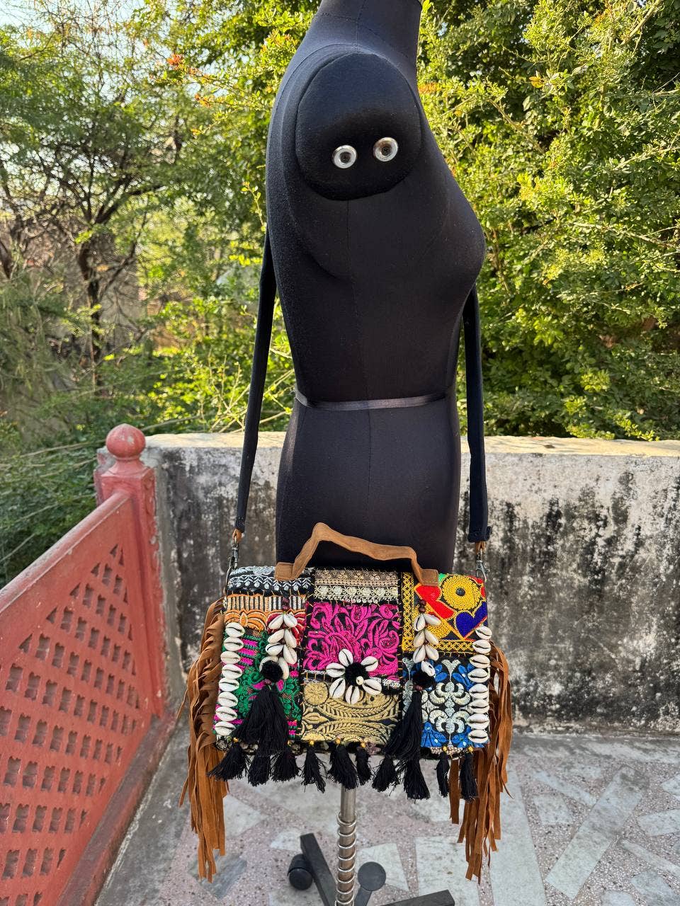 GYPSY STUDIO - Wholesale Shoulder Bag - Women's - Ethnic Banjara Shoulder Handcrafted Bag Woman's Banjara Bag1