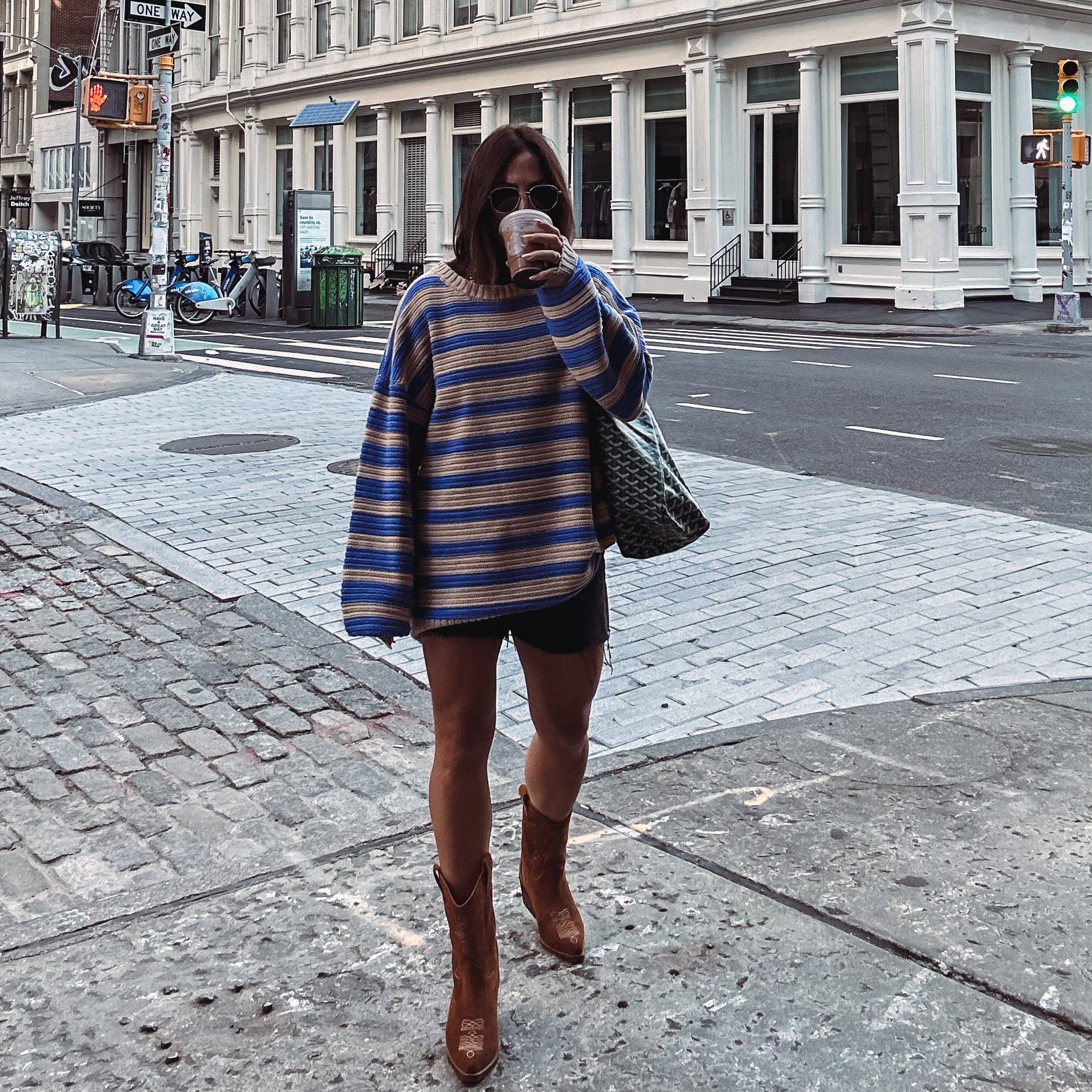 Bruin Onstuitbare westerse cowboylaarzen bruin suède damesschoenen voor groothandel op Faire16