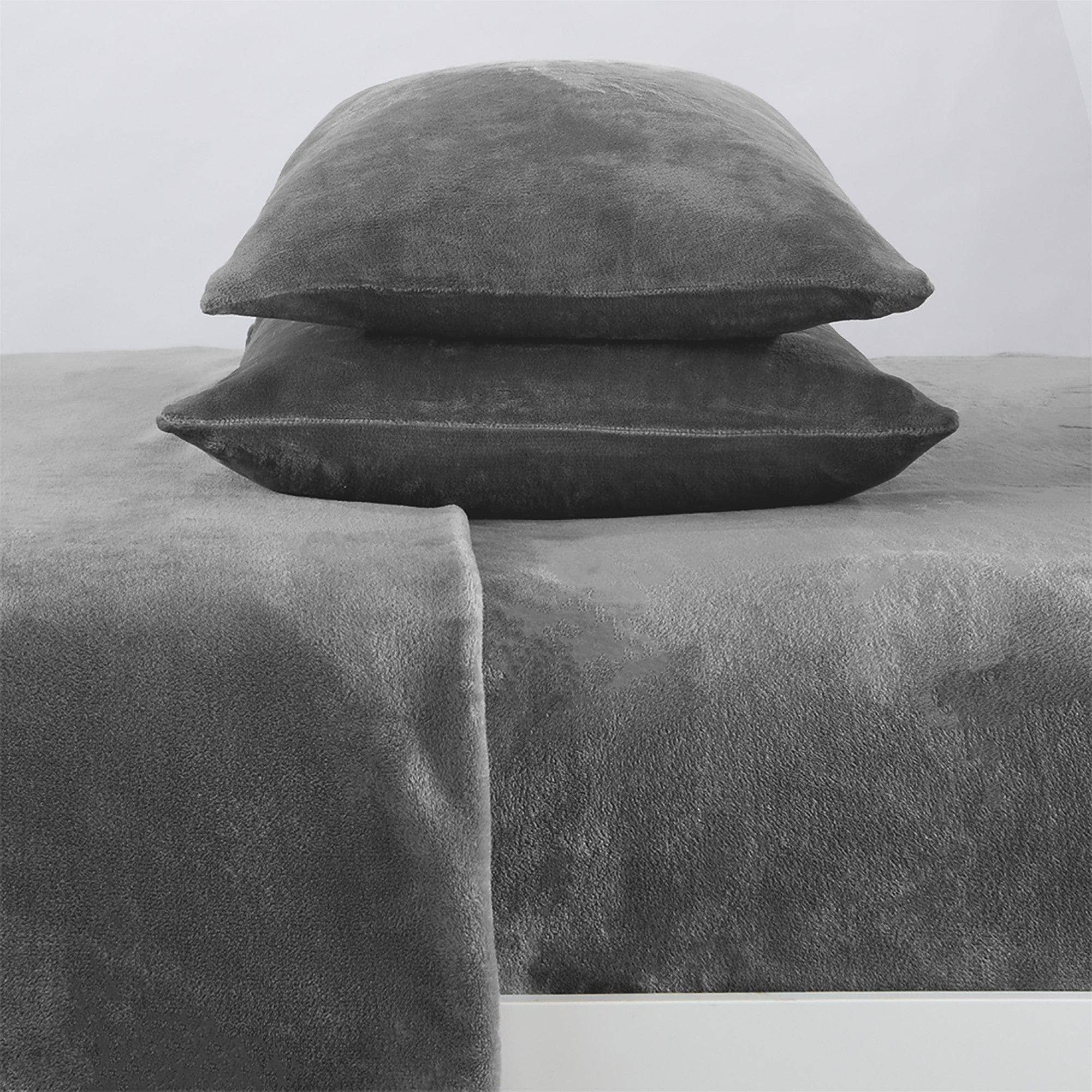 BH Collective - Wholesale Sheet Set - Velvet Plush Sheets - Solid Colors - Velvet Luxe61