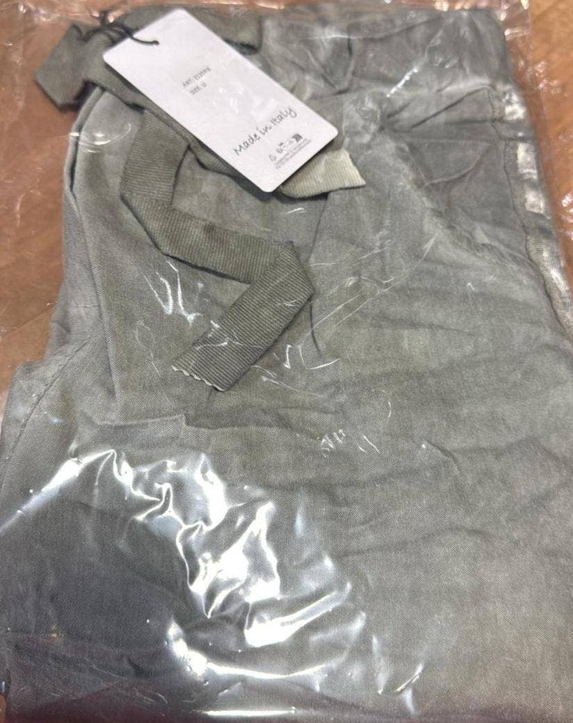 Dance in Paris – Calças - Mulher por atacado – Calças Elásticas com Quatro Bolsos e Acabamento Discreto em Veludo nas Laterais4