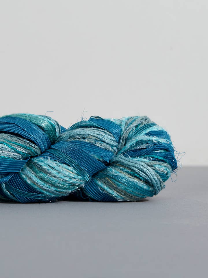 Alp Dazzle | 523 for wholesale by Urth Yarns