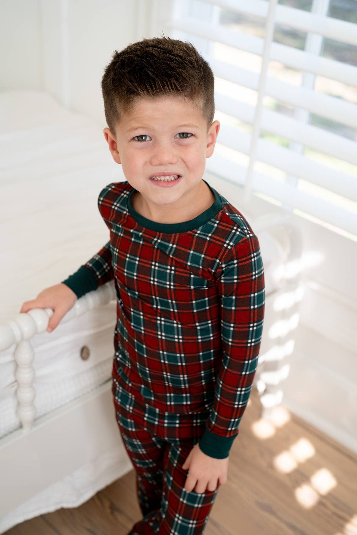 Boosh Baby - Wholesale Sleepwear Set - Kids - Classic Christmas Plaid Boys Pajamas 🎁✨| Two-Piece Set1