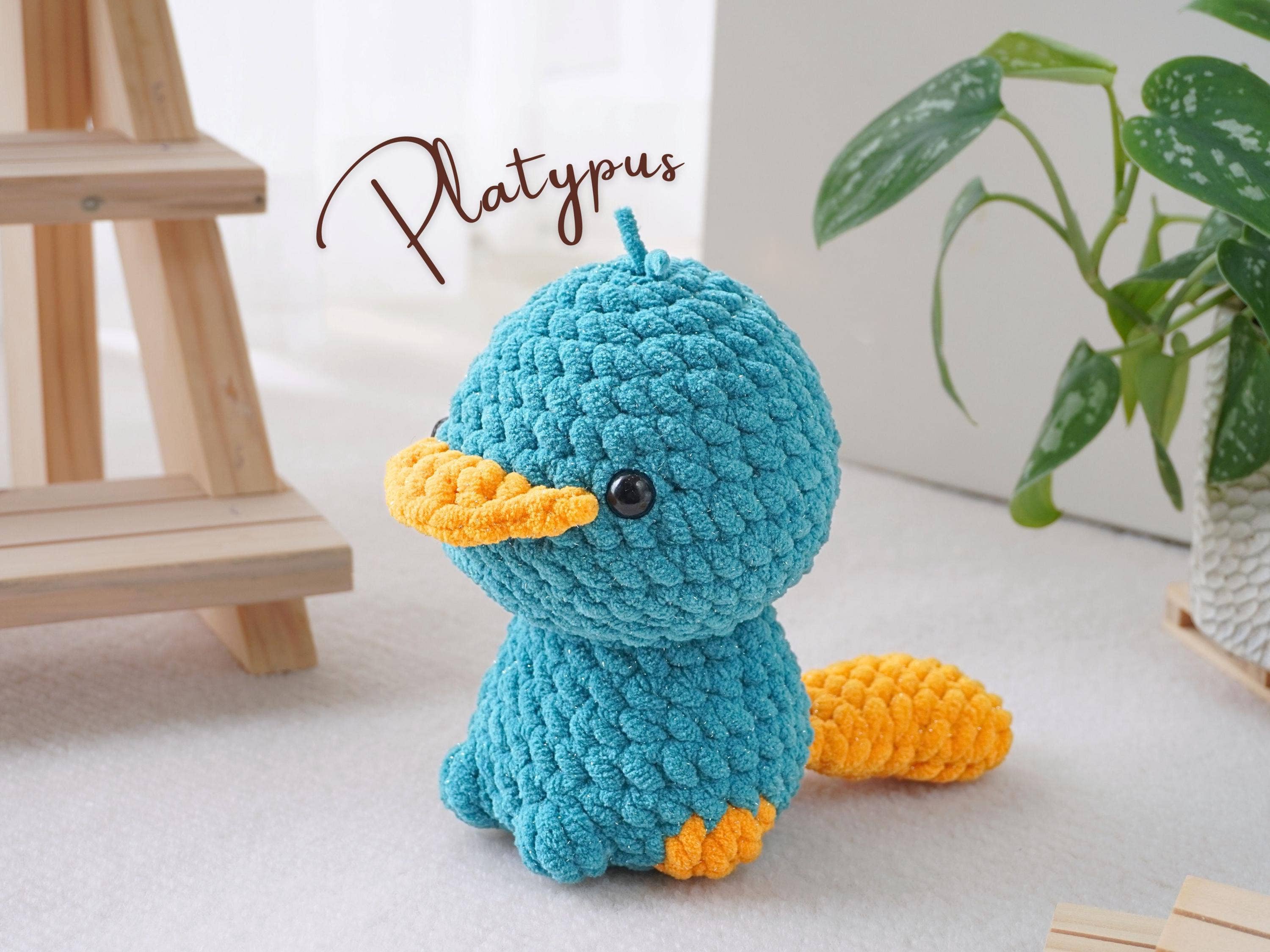 TOMOPOD LLC – wholesale Christmas decoration – Crochet Cute Chill Animal Crew, Amigurumi Pig/Cow/Unicorn7