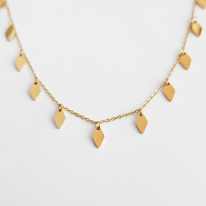 Chokerketting met druppelvormige laagjes voor wholesale door Augusta Jewellery