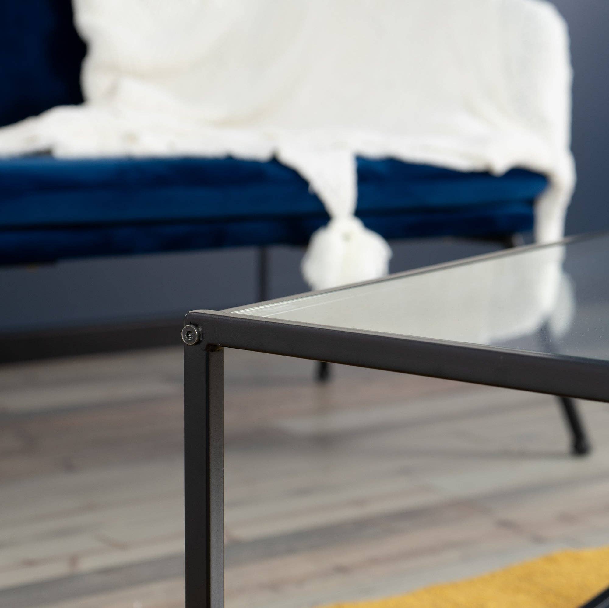 Urban Meuble – wholesale Soffbord – Soffbord i glas och svart metall HUDD LMKZ14