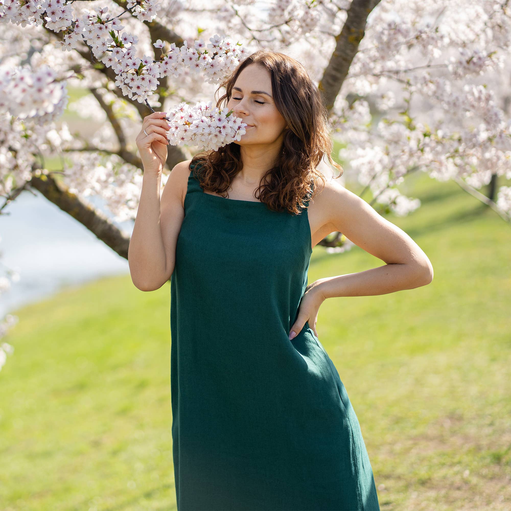 menique - Venta al por mayor Vestido - Mujer - Vestido Largo Peto de Lino Fiona con Escote Cuadrado - Vestido Casual10