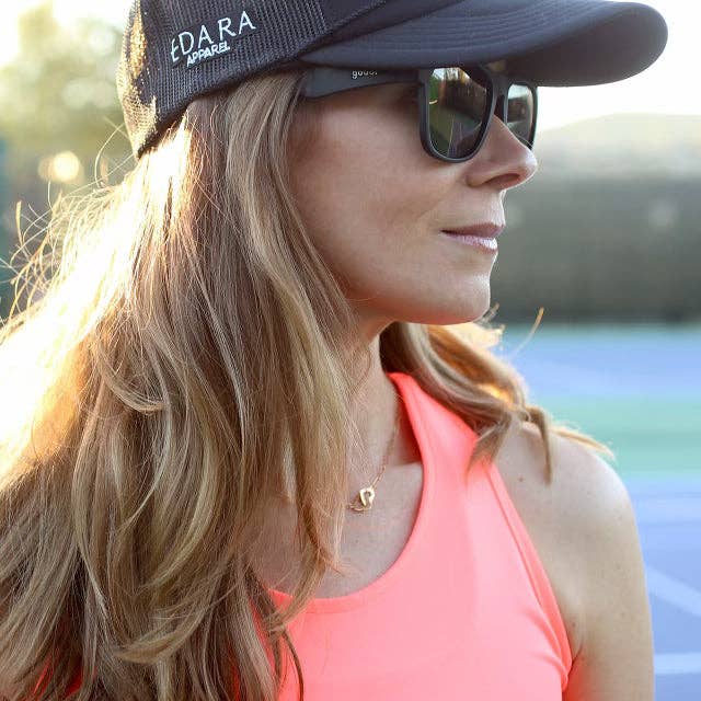 Edara Apparel – Engroshandel Trucker hat - Dame – Après Tennis Trucker-kasket2
