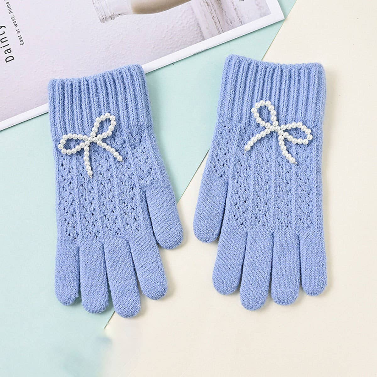 NINEXIS - Wholesale Gloves - Women's - CWAG00586_WOMEN WINTER KNIT BOW PEARL TOUCHSCREEN GLOVES3