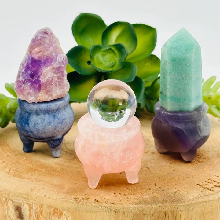 Rock Paradise - Wholesale Spiritual Stone/Crystal - Crystal Cauldrons Mini Stands Witchy Halloween Decor