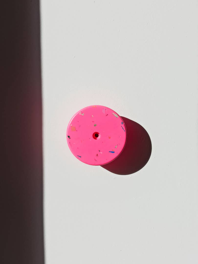 Hey Denise - Wholesale Wall Hook - Large terrazzo Jesmonite coat hook – Handcrafted design9